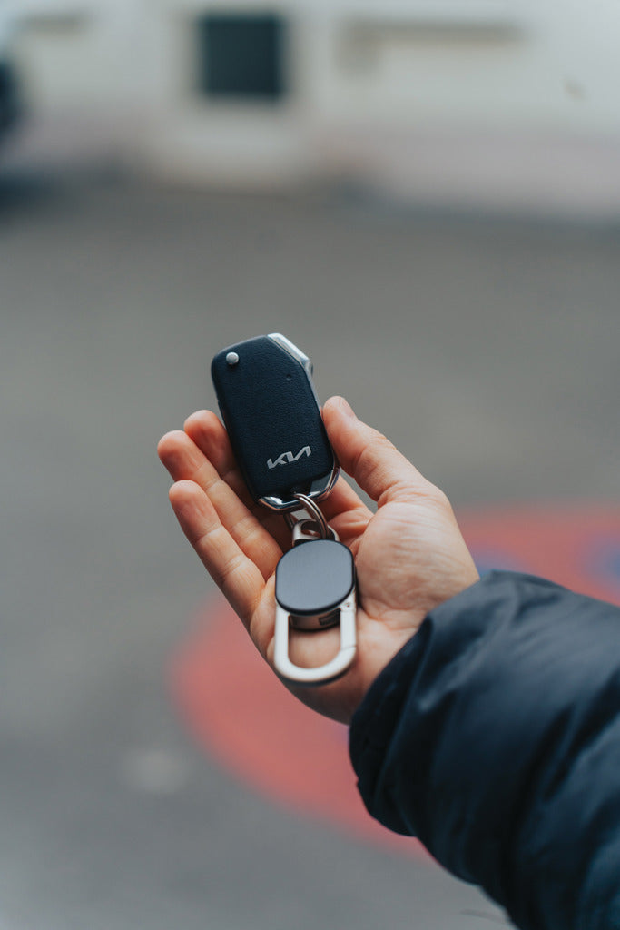 Keyfinder-avaimenperä USB C-9