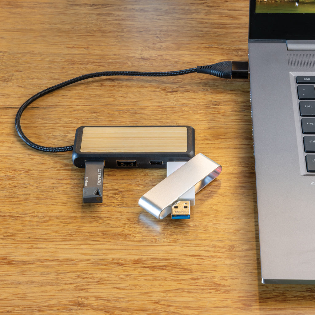 Link RCS kaksoistulo USB-hub kierrätysmuovia ja bambua-4