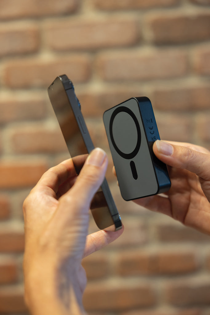 Amporia RCS -10 000 mAh magneettinen powerbank-7