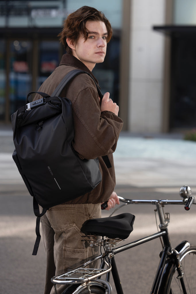 Urban Water Resistant -pyöräilyreppu-10