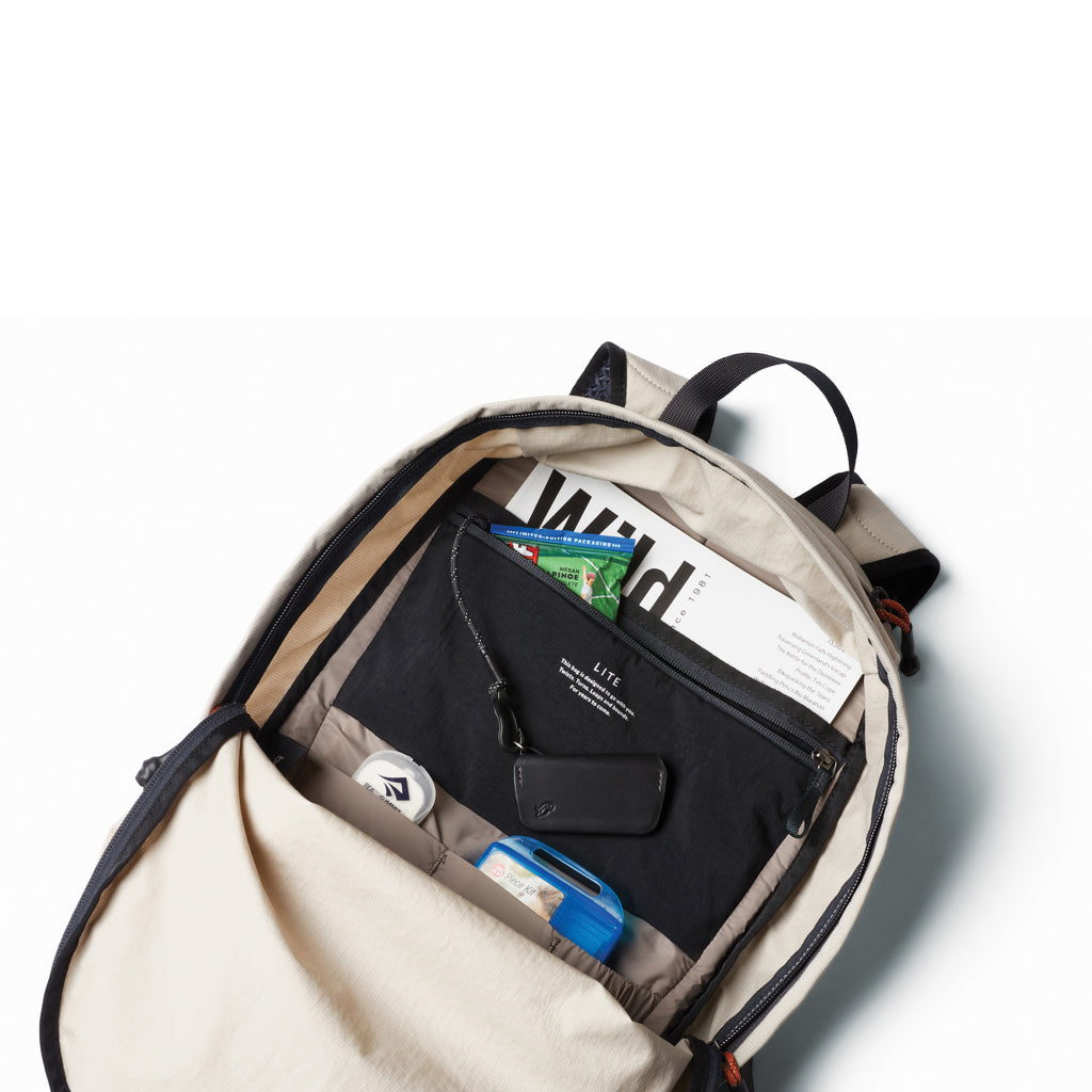 Bellroy Lite Daypack-15