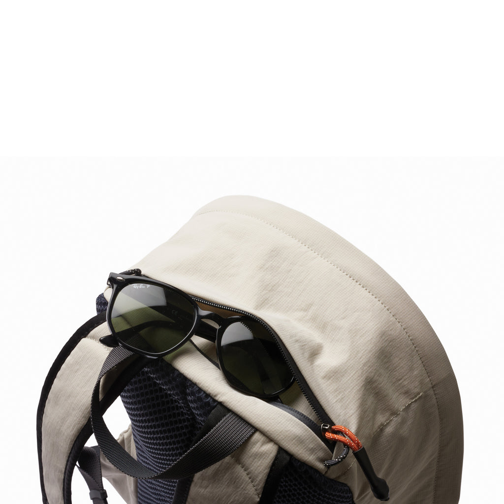 Bellroy Lite Daypack-16