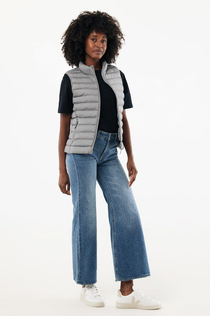 IQONIQ Meru naisten liivi kierrätetystä polyesteristä-74