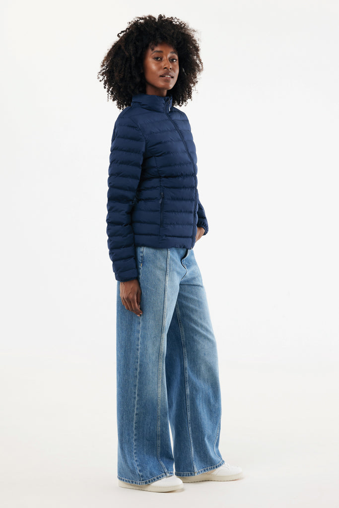 IQONIQ Maiko naisten toppatakki, kierrätyspolyesteriä-21