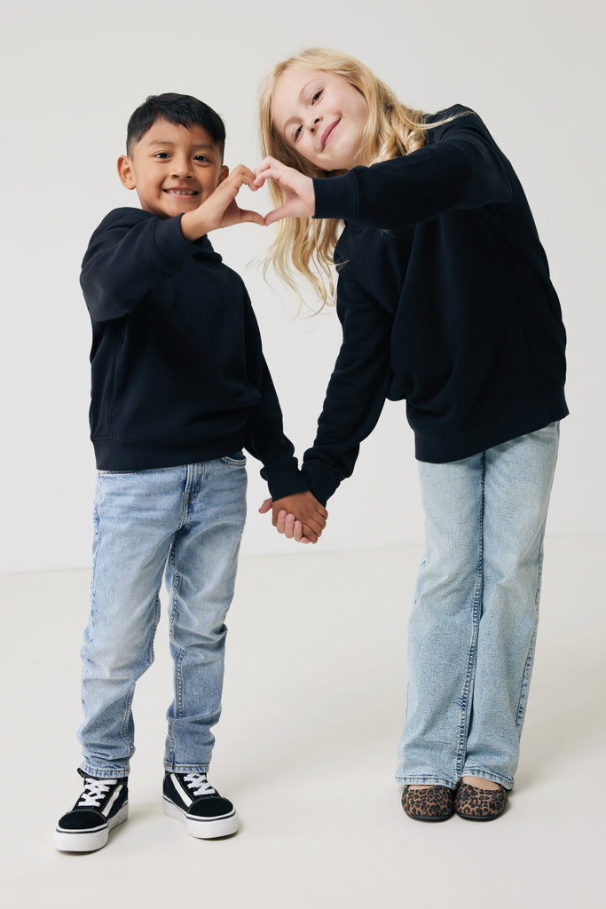 IQONIQ Yengo lasten huppari kierrätetystä puuvillasta-3