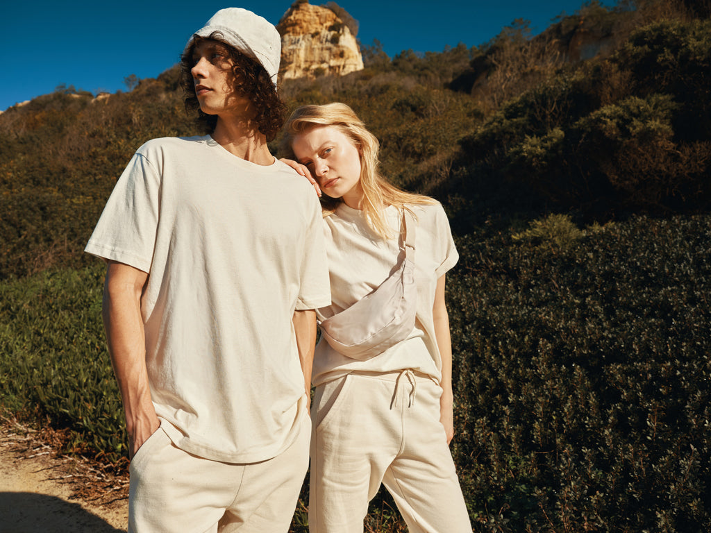 IQONIQ Teide t-paita kierrätetystä puuvillasta-137