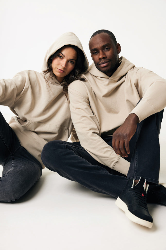 IQONIQ Yoho rento huppari kierrätetystä puuvillasta-53