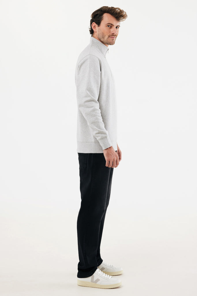 IQONIQ Elgon -vetoketjullinen collegepaita kierrätyspuuvilla-73