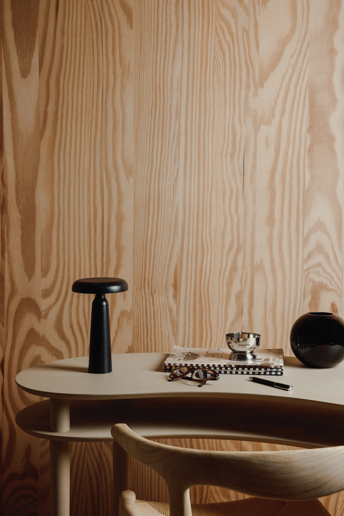 VINGA Avery RCS pöytävalaisin-5