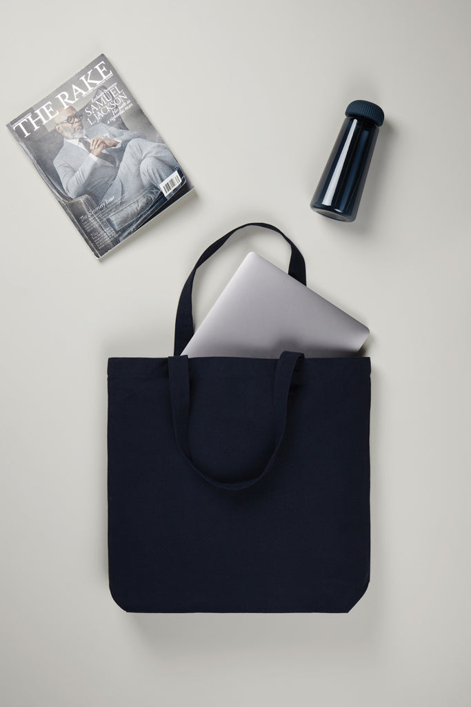 VINGA Hilo AWARE™ tote-laukku kierrätetystä materiaalista-13