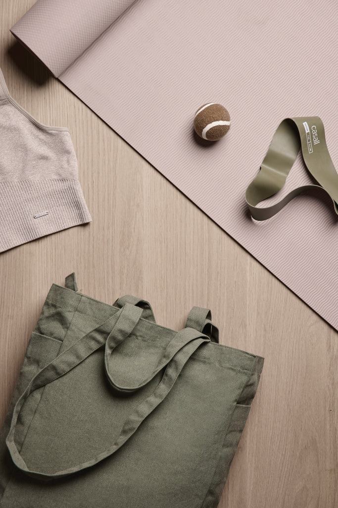 VINGA Hilo AWARE™ tote-laukku kierrätetystä materiaalista-19