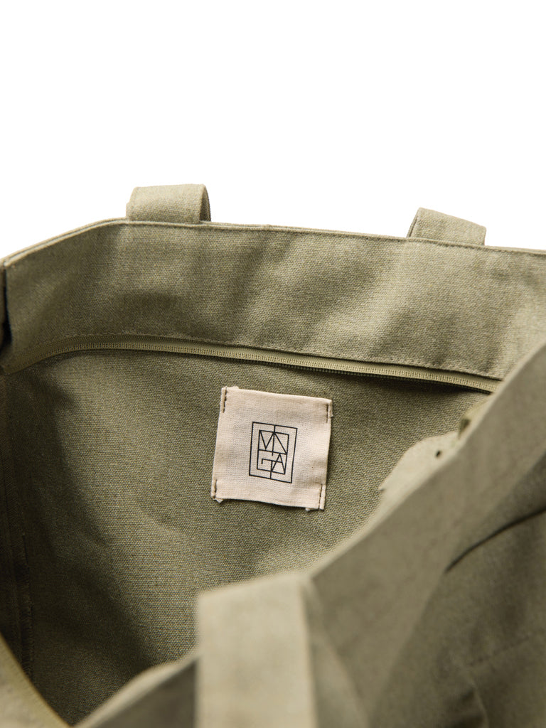 VINGA Hilo AWARE™ -tote vetoketjulla-11
