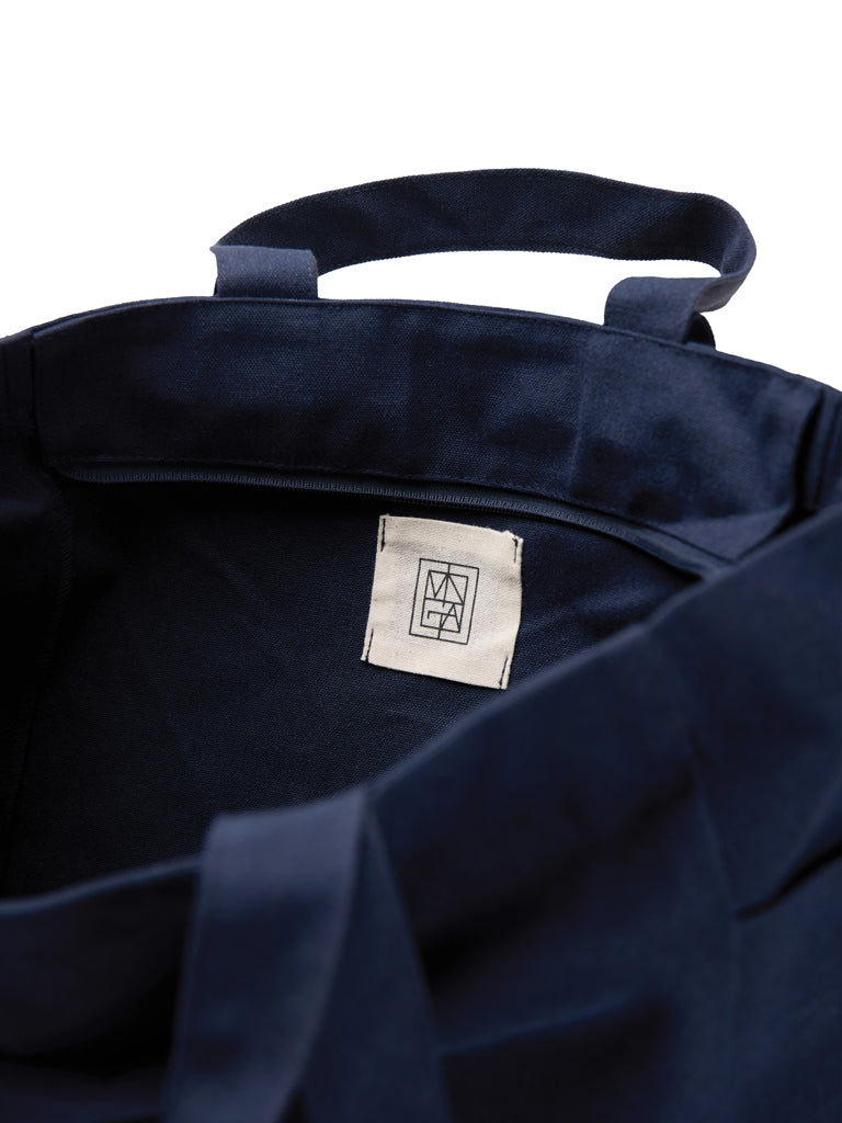 VINGA Hilo AWARE™ -tote vetoketjulla-28