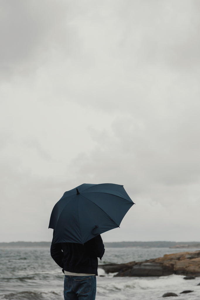 "VINGA Baltimore AWARE™ RPET 23"" sateenvarjo"-11