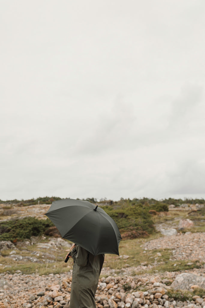 "VINGA Baltimore AWARE™ RPET 23"" sateenvarjo"-19