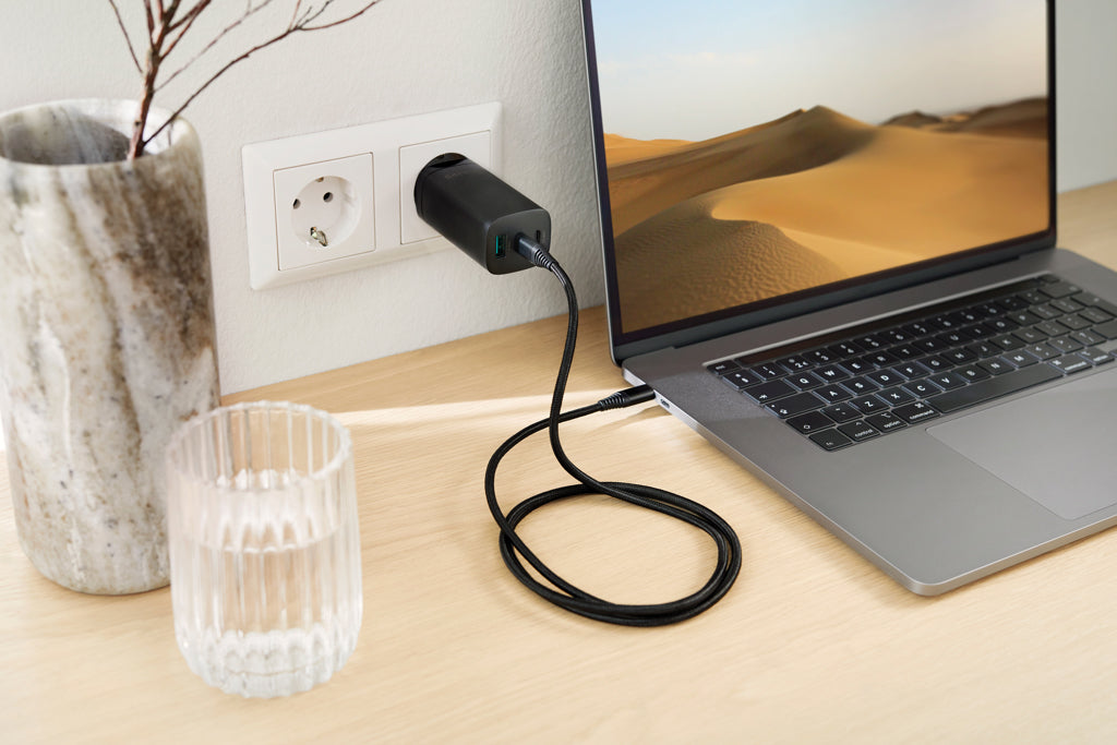 Philips 65 W erittäin nopea PD 3-porttinen USB-laturi-8