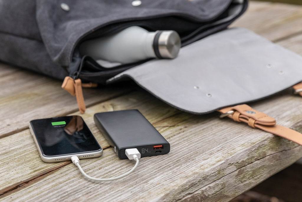 Alumiininen 18W 10000mAh PD varavirtalähde-6