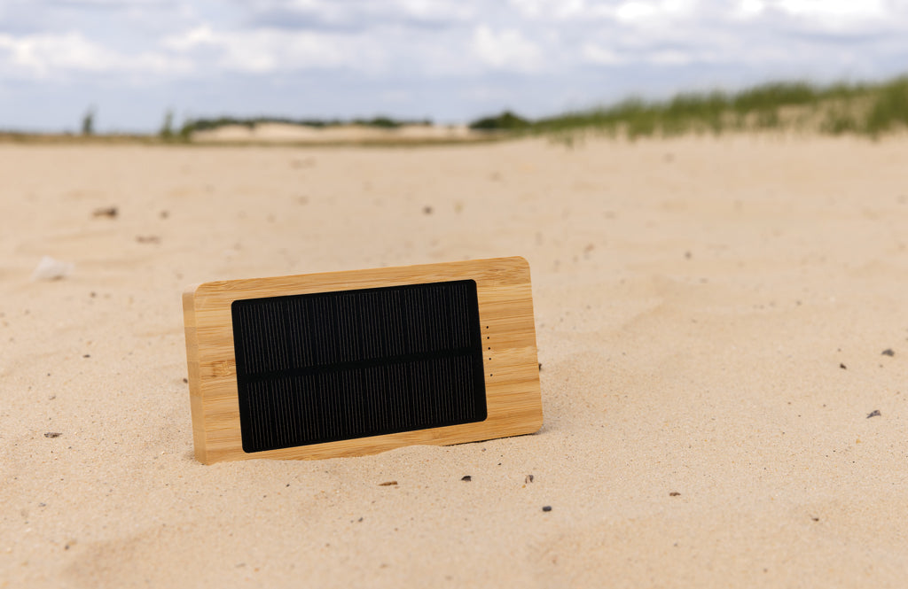 Sunwick 10.000 mAh bambuinen aurinkovoimapankki-10