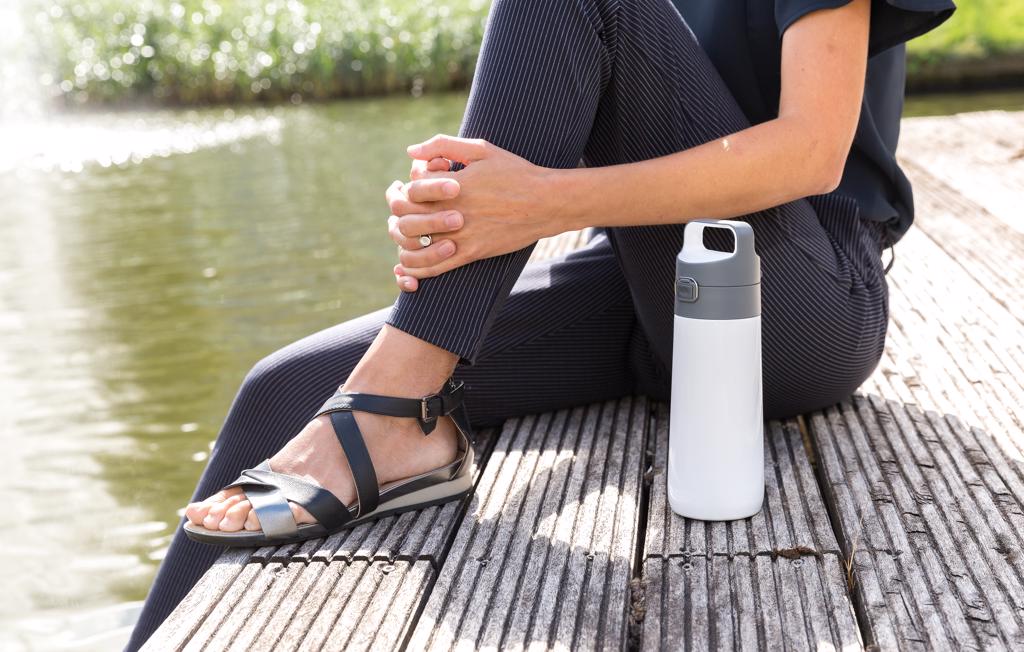 Hydrate vuotamaton lukittava termospullo