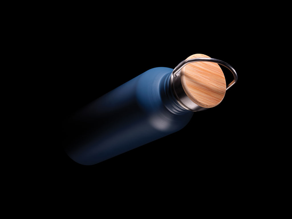 Pullo ruostumattomasta teräksestä bambukannella-34