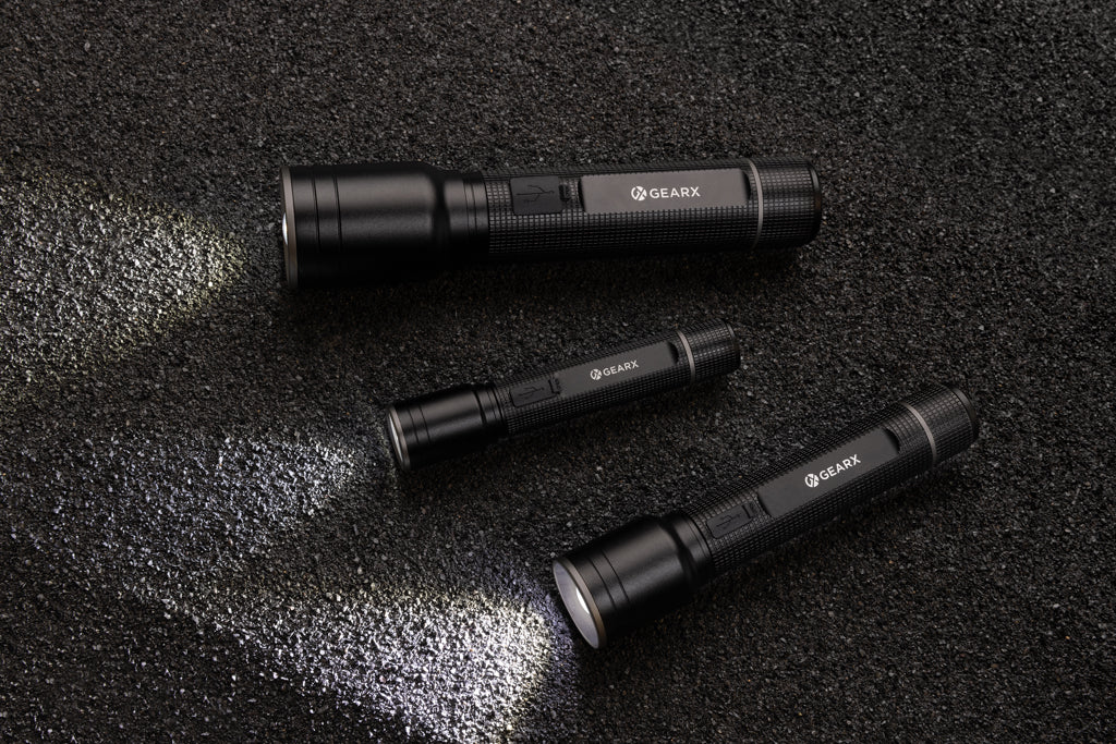 Gear X USB-uudelleenladattava taskulamppu-10