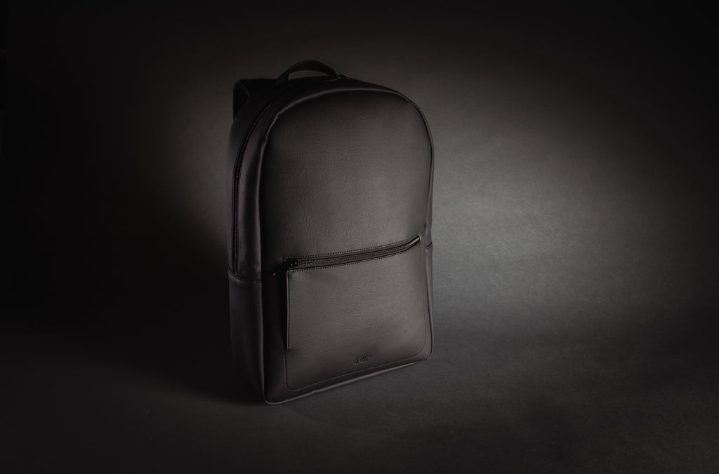 Swiss Peak deluxe PU tietokonereppu-9