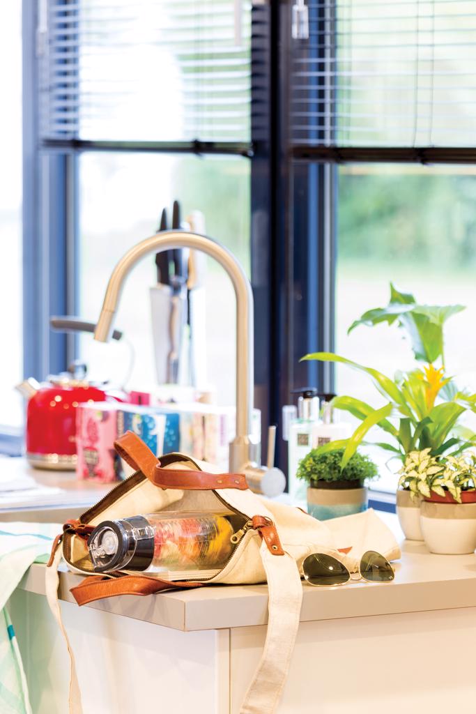 Lukittava infuusiopullo