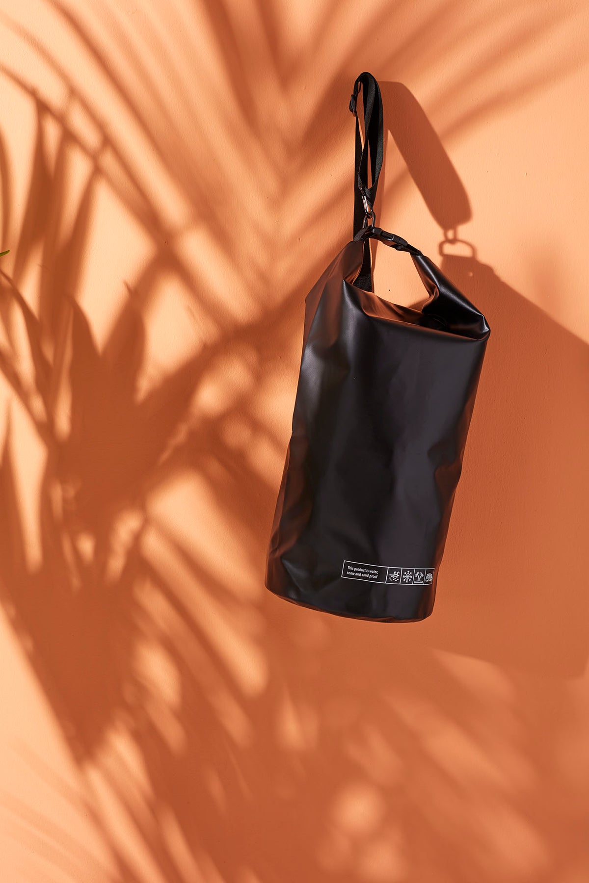 Scuba Olkalaukku 25 L musta