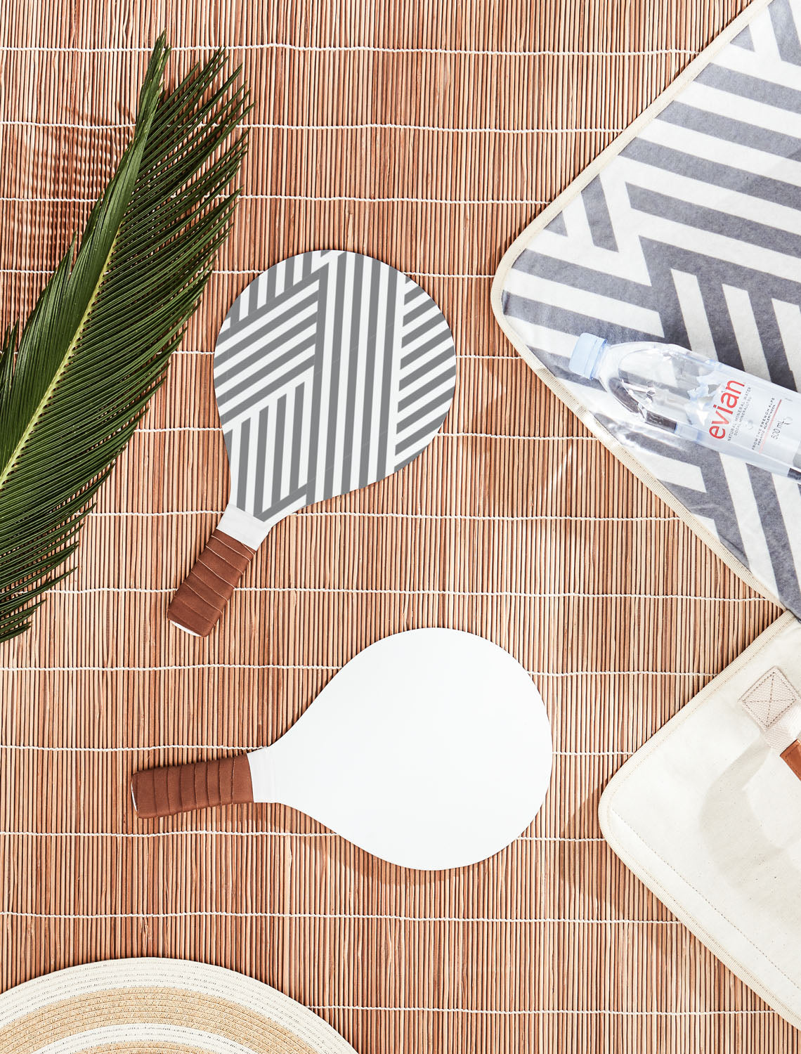 Antique Rantatennissetti